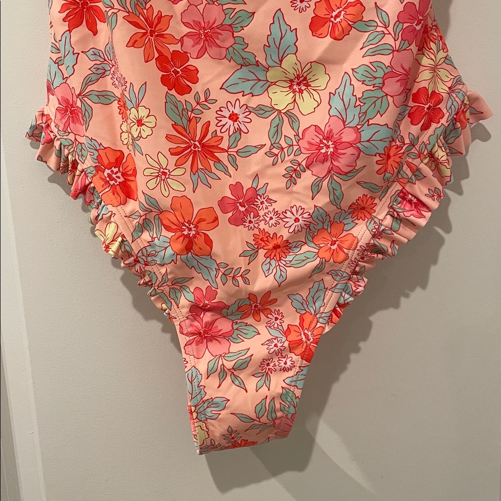 Cupshe Floral One Piece Swimsuit - Orange and Red - Picture 4 of 5